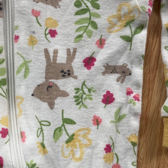 Carter's Cream and Yellow Animal and Floral Footie - Picture 3 of 7